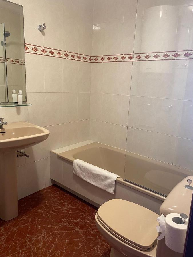 Apartamento Plaza Del Parque Villanueva De Arosa Dış mekan fotoğraf